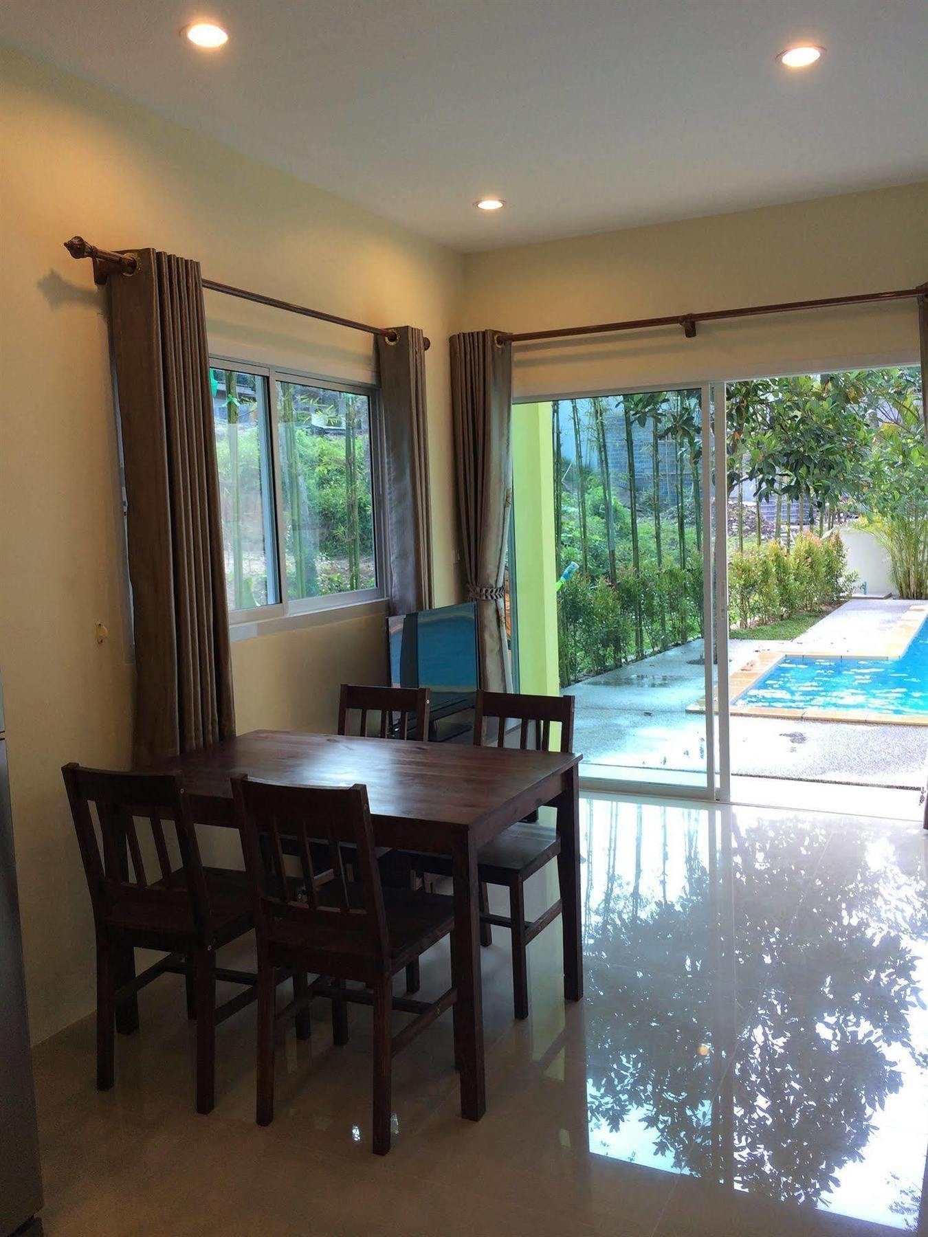 Lucky Lek Resort Rawai Exterior photo
